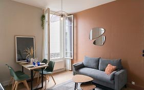 Exceptionnel Appart Haussmannien Au Coeur De Ville